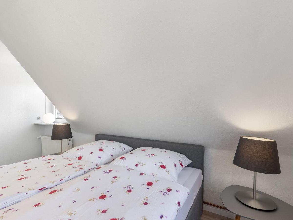Scenic Apartment In Oldenburg Near Sea And Forest Max 3 Adults Dannau Esterno foto